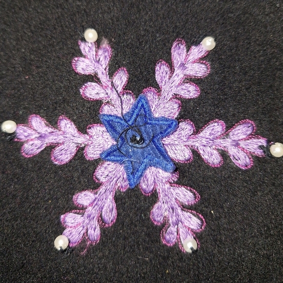 A Casey Coleman wool blend top black holiday sweater vest in size XL. - Picture 5 of 6